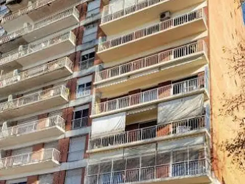 Domingo Faustino Sarmiento 1500, Piso 4