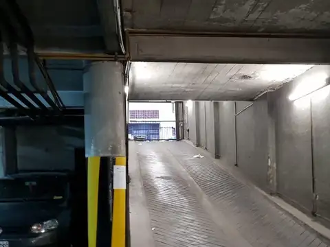 Avenida Hipólito Yrigoyen e/ San José y Santiago del Estero