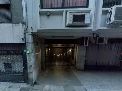 Avenida Hipólito Yrigoyen e/ San José y Santiago del Estero