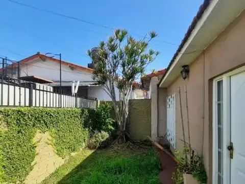 Depto Tipo Casa en Venta en Quilmes, USD 59.000
