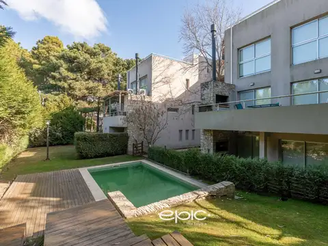 Departamento en  venta Pinamar centro