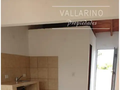 Casa 3 ambientes con 1 baño