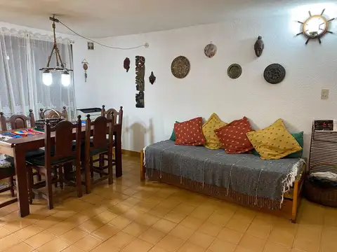 Depto Tipo Casa en Venta 35 años
