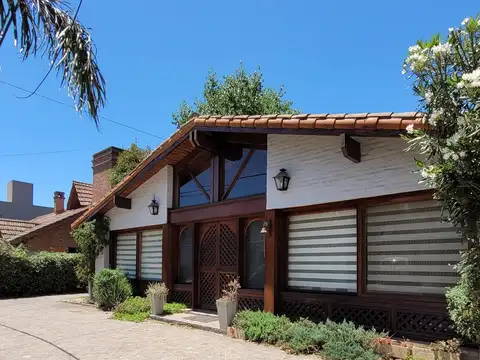 Casa en alquiler en Las Lajas Country Club