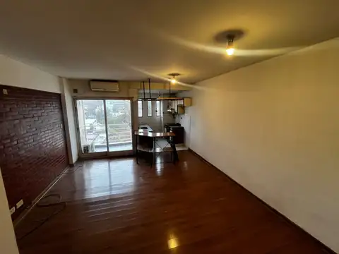 Inte Bonifacini 1700, Piso 4