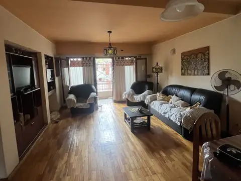 Depto Tipo Casa en Venta en Remedios de Escalada, USD 135.000