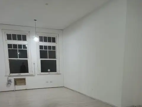 Oficina en Alquiler en Centro, $ 280.000