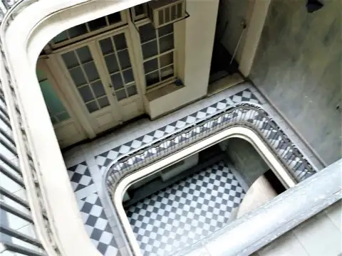 Oficina en Alquiler 60 años