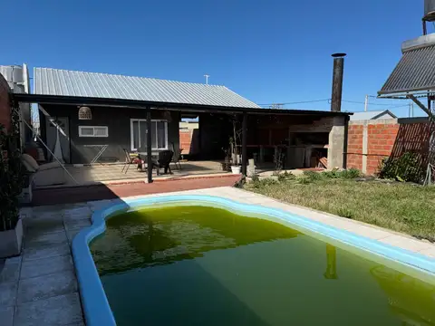 Vendo Casa con pileta en San Justo, Entre Ríos.