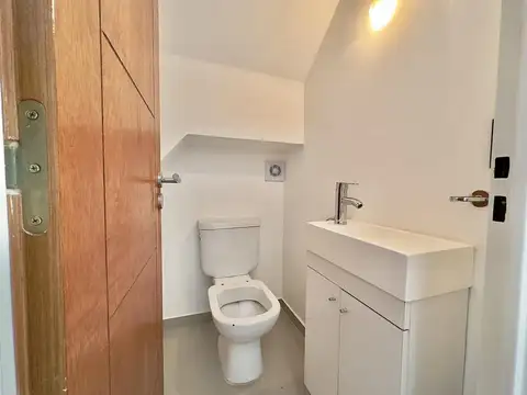 Depto Tipo Casa 3 ambientes con 2 baños