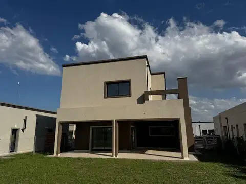 Casa en San Pablo, Pilar