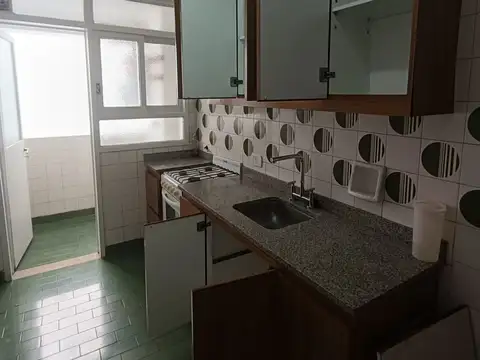 AV. ALTE. BROWN 2400, Piso 7