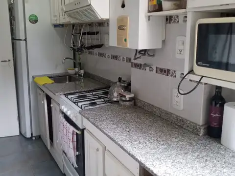 Departamento dos ambientes muy buen estado