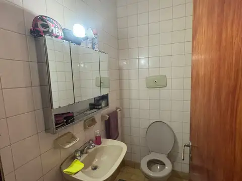 Duplex en venta de 4 ambientes en Ramos Mejia