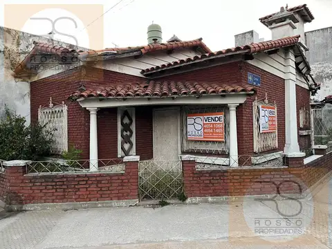 Casa 3 Ambientes en Venta - Liniers