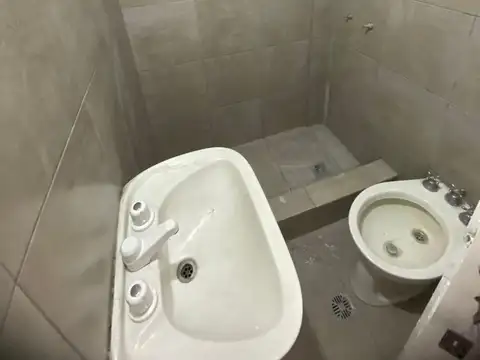 Depto Tipo Casa 2 ambientes con 1 baño