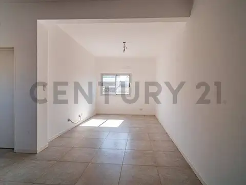 Depto Tipo Casa en Alquiler en Ramos Mejia, $ 550.000