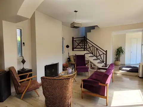 Country Las Lajas 100