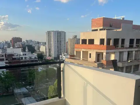 MONROE 5200, Piso 12