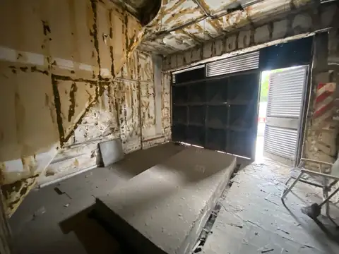 Av. Del Libertador 264 - Retiro