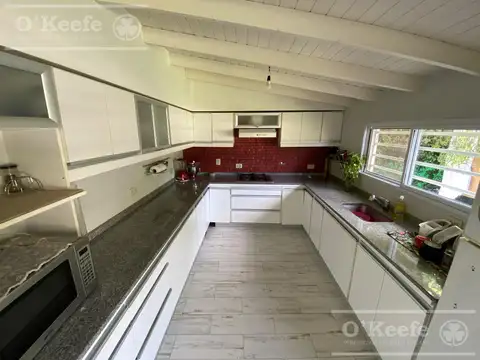 Casa Familiar en venta sobre lote 580 m2  El Pato Berazategui recibe permuta