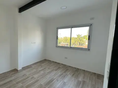 Venta dpto 3 amb Hurlingham zona Paseo Florido