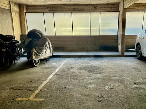 VENTA COCHERA FIJA CUBIERTA  BELGRANO OPORTUNIDAD