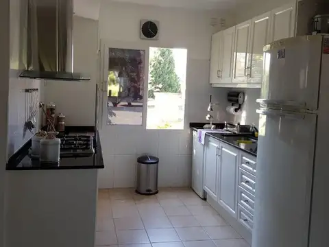 Casa en Venta con 6 cocheras