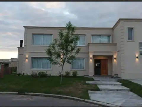 Casa en alquiler Haras Santa Maria- Cuan Propiedades