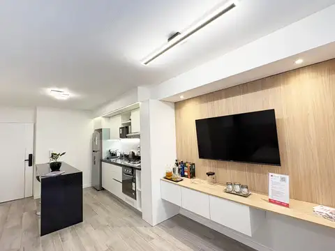 Local en venta en Martin, Rosario c/ excelente calidad constructiva.