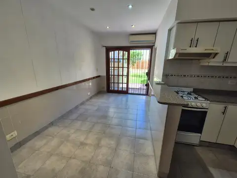 Depto Tipo Casa en Venta 21 años