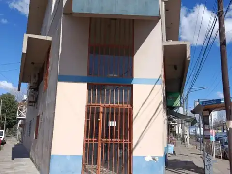 Local comercial en venta – Sobre Av. de Mayo