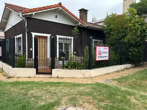 CASA 4 AMBIENTES EN FLORIDA OESTE.