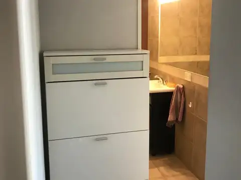 H Ascasubi 5400, Piso 1