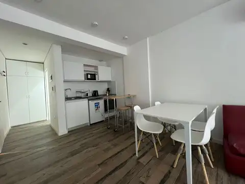 Virrey Del Pino 2500, Piso 2