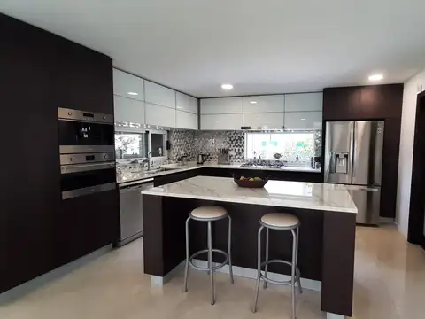 Casa en Venta 1 año