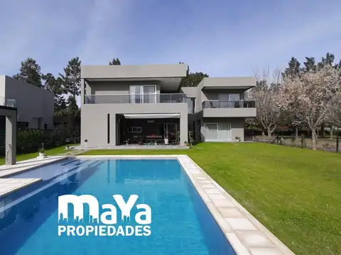 Casa en Venta de 5 dormitorios