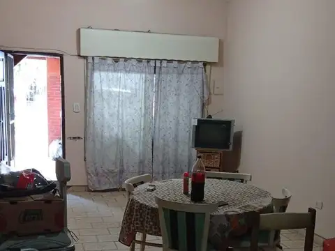 Venta En Bloque 2 Casas de 4 ambientes