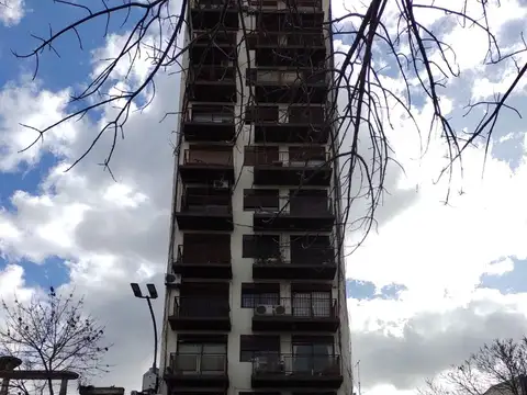 Av. Garay 2000, Piso 4