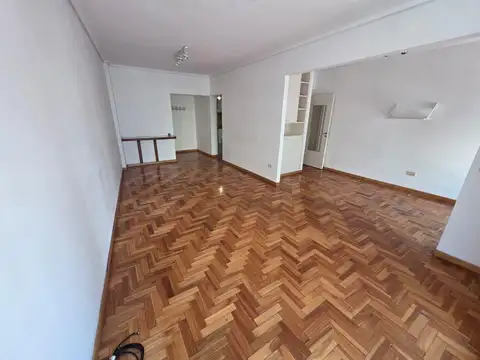 Vicente Lopez al 2200