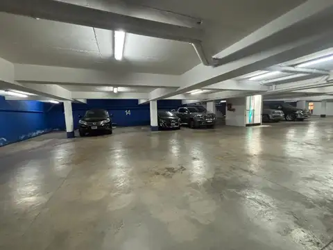 Cochera en venta  segundo subsuelo /en Castelar Norte centro