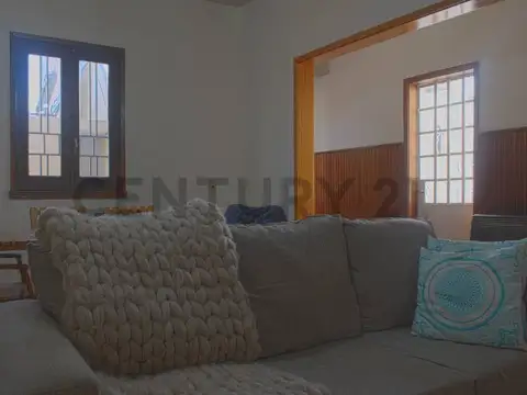 Servando Bayo 1200, Piso 0