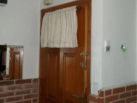 Depto Tipo Casa en Alquiler de 2 dormitorios
