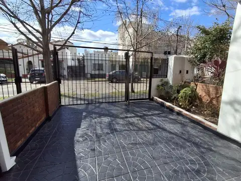 Depto Tipo Casa en Venta de 4 ambientes