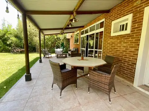 CASA EN VENTA VILLAGE DEL PARQUE