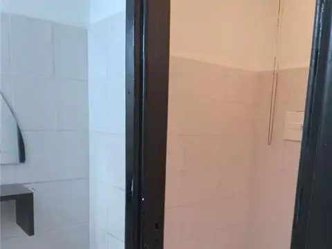 LOCALES - A LA CALLE - MONSERRAT, CAPITAL FEDERAL