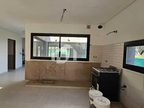 Casa en Alquiler en Pilar del Este - Santa Lucia, USD 1.100