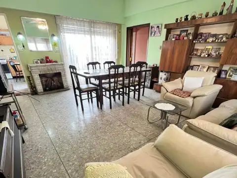 Depto Tipo Casa en Venta de 2 dormitorios
