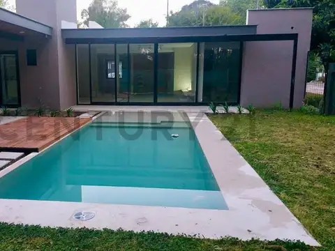 408 y 131 100, Piso 0