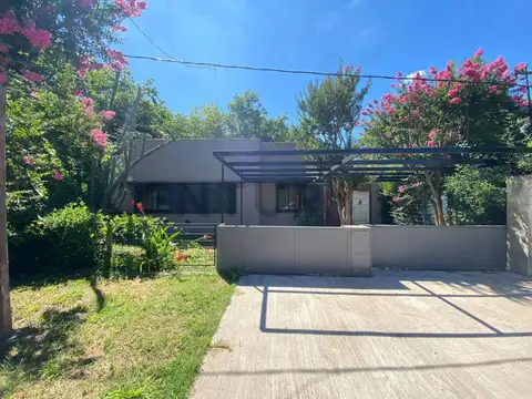 Casa en venta - CALLE 31 ESQ 408